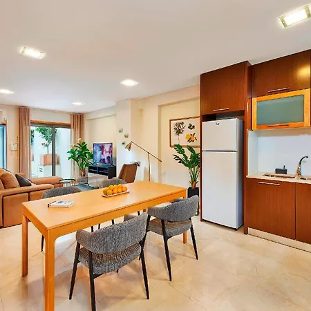 Beautiful Town Centre Townhouse With Shared Pool * Tavira