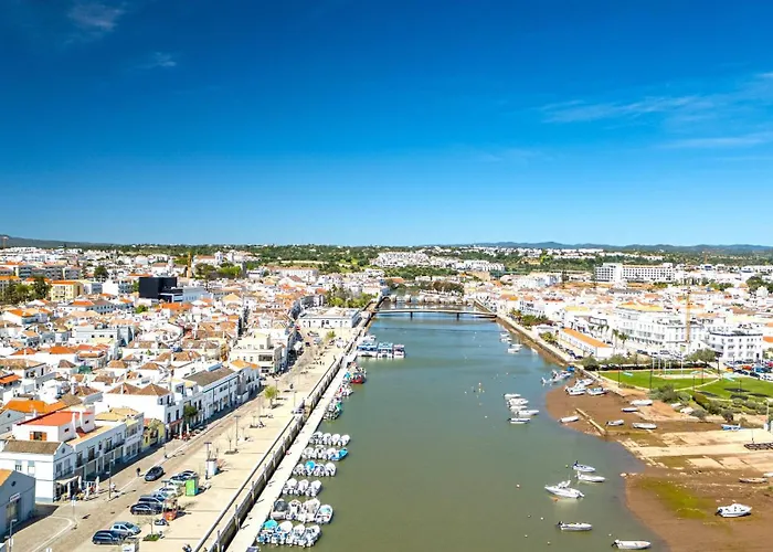 Holiday home Beautiful Town Centre Townhouse With Shared Pool Tavira